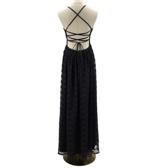 LULU'S M Pursuing Elegance Black Floral Embroidered Lace-Up Maxi Dress NEW b130 - Picture 3 of 9